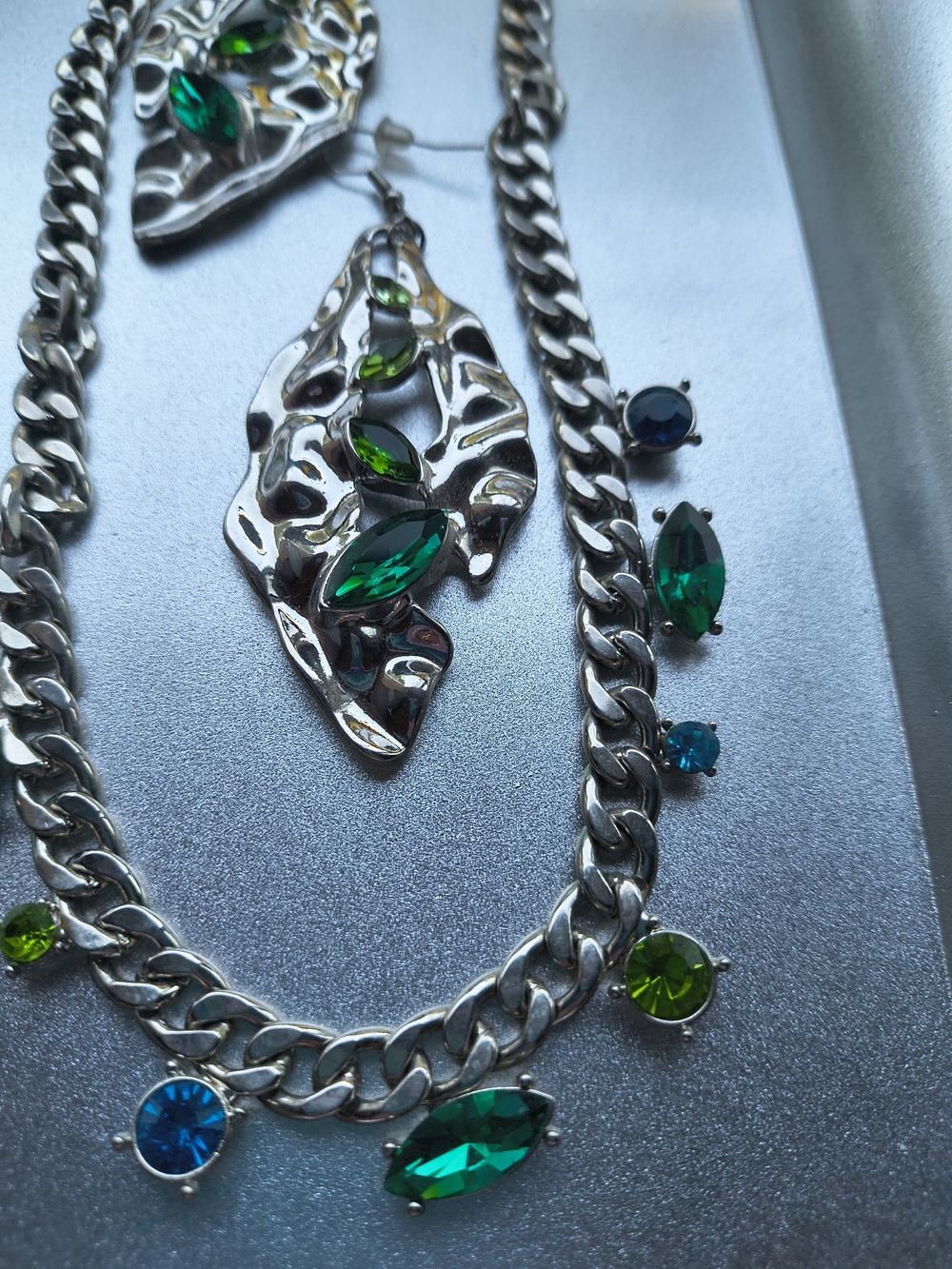 Silver Chain Necklace and Earring Set with Emerald and Blue Stones